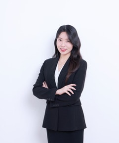 정아인 변호사